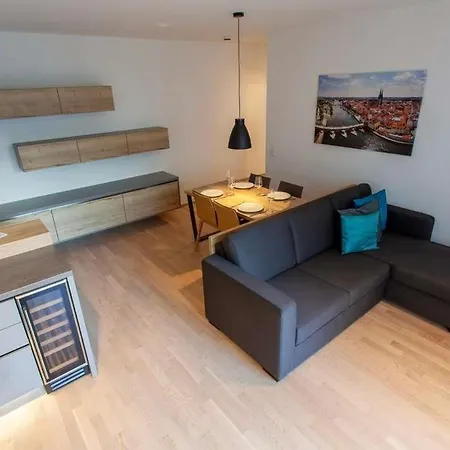 The Appartement *